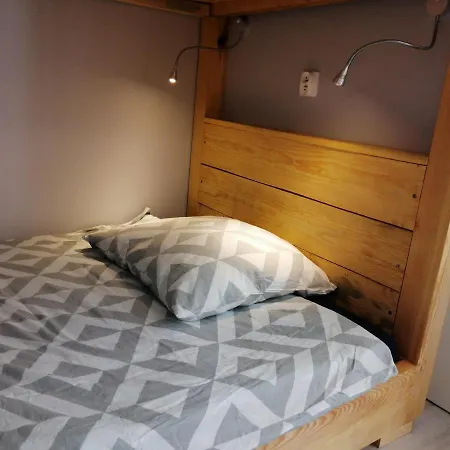 Habitación en casa particular Gosciniec Filmowy - Prywatny Dom Rodzinny Varsovia