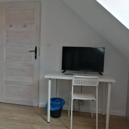 Habitación en casa particular Gosciniec Filmowy - Prywatny Dom Rodzinny Varsovia