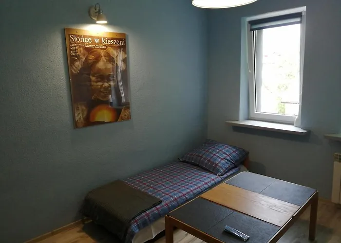 Homestay Gosciniec Filmowy - Prywatny Dom Rodzinny Warsaw