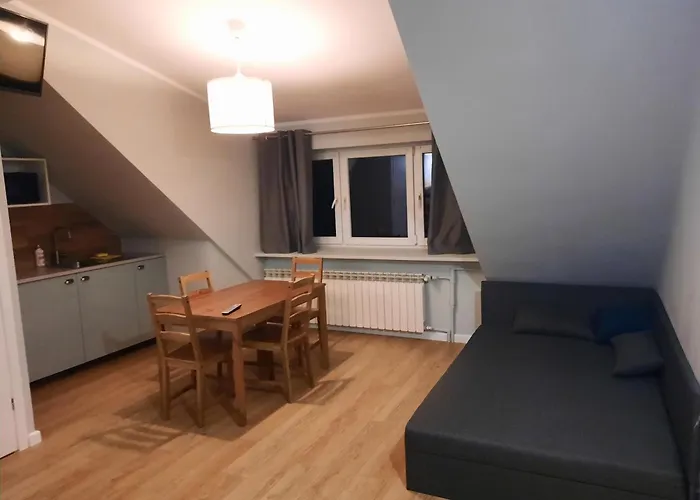 Homestay Gosciniec Filmowy - Prywatny Dom Rodzinny *