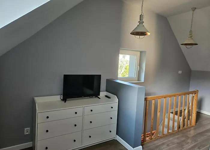 Gosciniec Filmowy - Prywatny Dom Rodzinny Homestay Warsaw