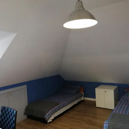 Gosciniec Filmowy - Prywatny Dom Rodzinny Homestay Warsaw