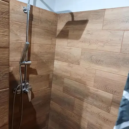 Gosciniec Filmowy - Prywatny Dom Rodzinny Warsaw