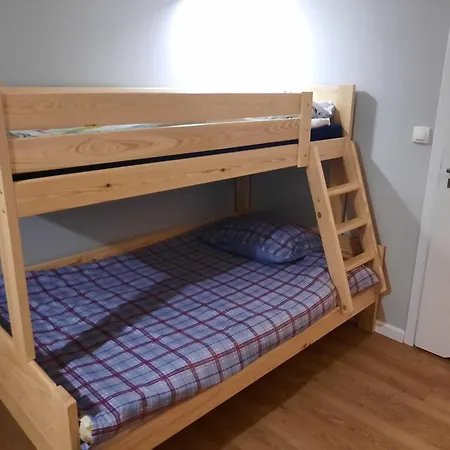 Gosciniec Filmowy - Prywatny Dom Rodzinny * Warsaw